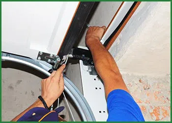 Quality Garage Door St Petersburg, FL 727-342-0219 - garagedoor-spring-repair-t-21-gr-39m